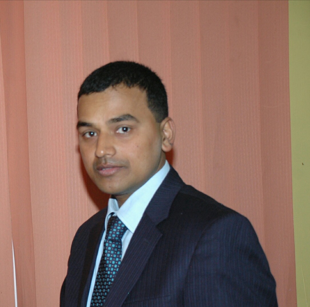 Dr Saurav